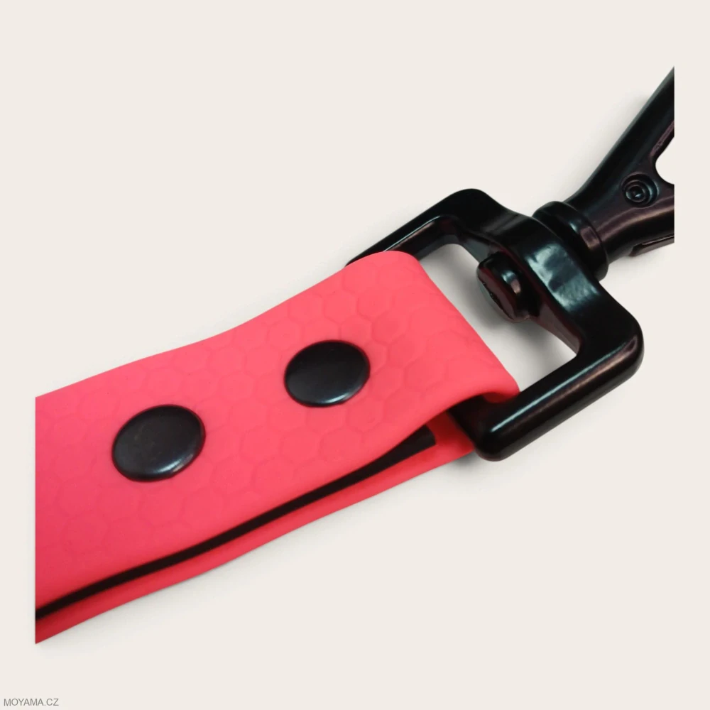 Vodítko L - black pink hexa